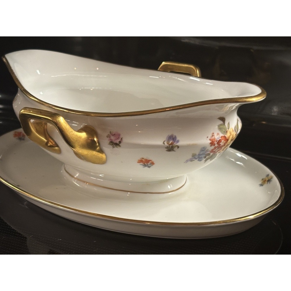 ROSENTHAL CHINA "THE DRESDEN" - AIDA GRAVY BOAT WITH ATTACHED UNDERPLATE Vintage